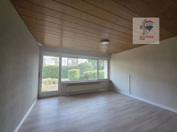 Immobilie in Crailsheim - Achtung Kapitalanleger: 3-Familienhaus mit zwei Garagen - Bild 1