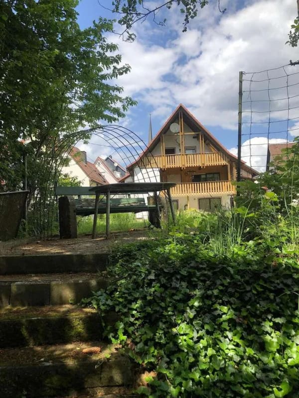 Immobilie in Bad Bocklet - Einfamilienhaus mit Garten und eigenem Bachzugang !! - Bild 0