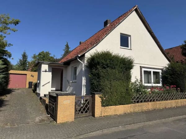 Immobilie in Söhlde - Haus mit Potential und großem Grundstück - Bild 0