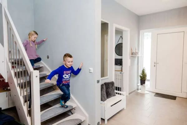 Immobilie in Kreischa - In bis zu 2 Tagen aufgebaut! Lichtdurchflutetes Familienhaus im schönen Kreischa - Bild 2