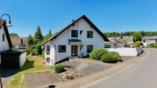 Immobilie in Herschbach - Ruhig gelegenes Einfamilienhaus mit Einliegerwohnungspotenzial - Bild 0
