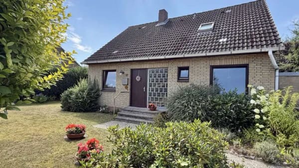 Immobilie in Melsdorf - Solides, sonniges Zuhause mit Potenzial - Bild 0