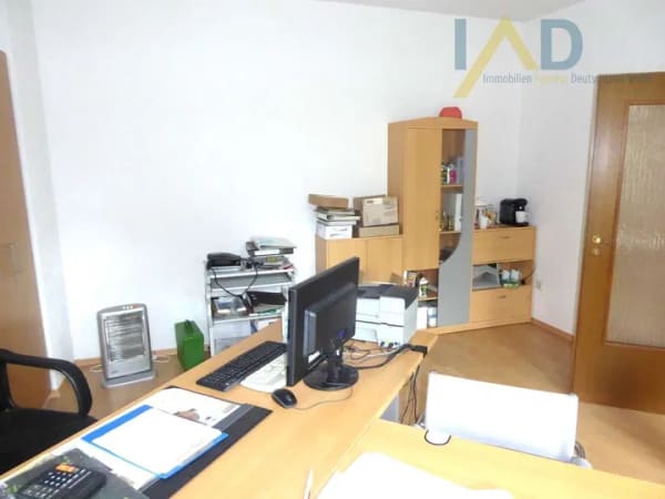 Immobilie in Daaden - Exklusives Mehrfamilien- und Geschäftshaus mit großem Entwicklungspotenzial und Nutzungsmöglichkeite - Bild 1