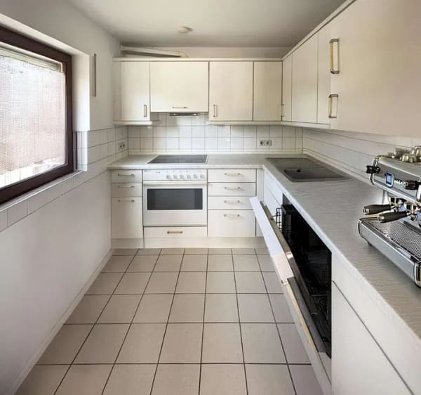 Immobilie in Holzgerlingen - Pfiffige 2 ZW, Garage, Balkon, KA oder Eigenutz, sofort frei !!! - Bild 4