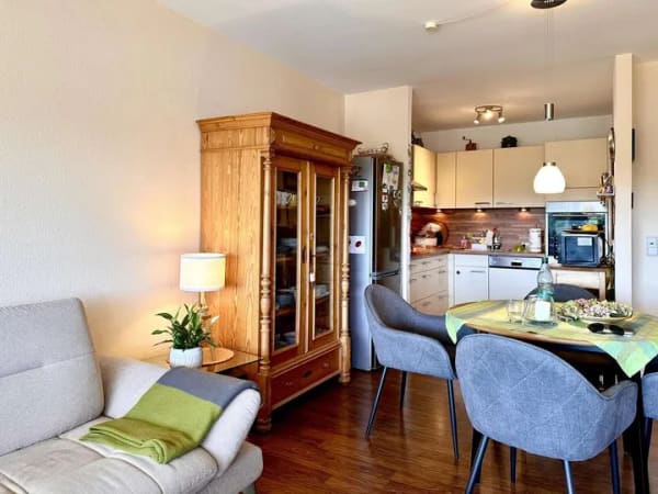 Immobilie in Friedrichsdorf - Wohnung in zentraler Lage mit Weitblick für Kapitalanleger - Bild 1