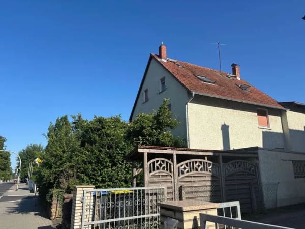 Immobilie in Karben - Eigennutz oder als Renditeobjekt! 3-Familienhaus in Karben Petterweil - Bild 1