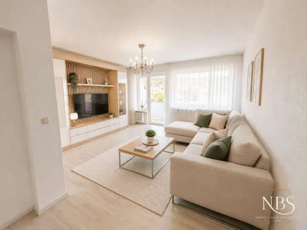 Immobilie in Traunreut - Wohnen auf zwei Ebenen – 87 m²  Maisonette mit Balkon, Garage & Stellplatz - Bild 1