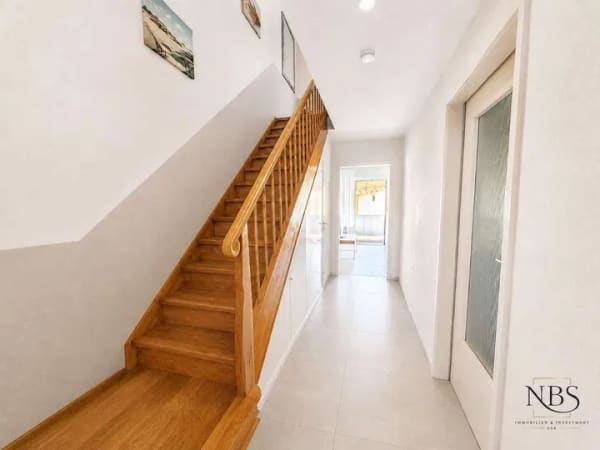 Immobilie in Traunreut - Wohnen auf zwei Ebenen – 87 m²  Maisonette mit Balkon, Garage & Stellplatz - Bild 4