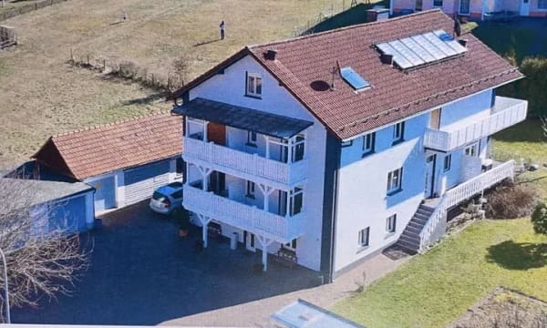 Immobilie in Jossgrund - Viel Platz in diesem Mehrfamilienhaus in Jossgrund - Bild 2