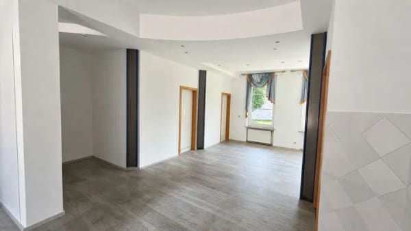 Immobilie in Bernau am Chiemsee - Terrassenwohnung in Seenähe – Gestalten Sie Ihr neues Zuhause ganz nach Ihren Wünschen - Bild 3