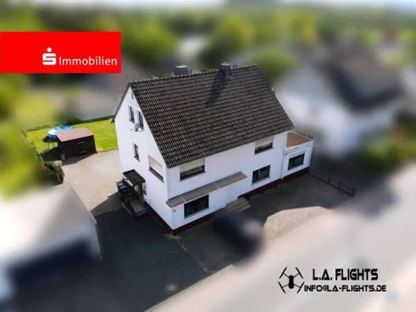 Immobilie in Burgwald - Vielseitige Immobilie, Geldanlage - Mehrgenerationenhaus - Bild 0