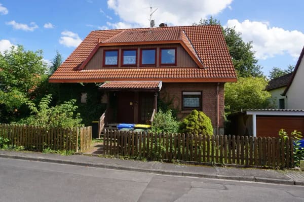 Immobilie in Spangenberg - Großzügiges Einfamilienhaus in Spangenberg. Keine Käuferprovision! - Bild 0