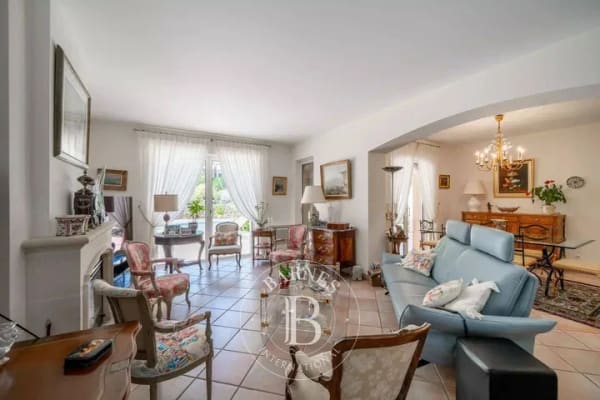 Immobilie in Rottach-Egern - Saint-Raphaël - Familienvilla in der Nähe von Golfplätzen und Geschäften - Bild 3