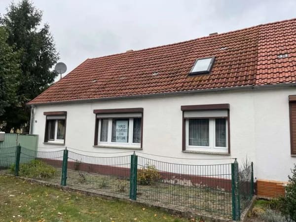 Immobilie in Tangerhütte - Alltagstaugliches Doppelhaus mit 5 Zimmern in Bittkau - Bild 0