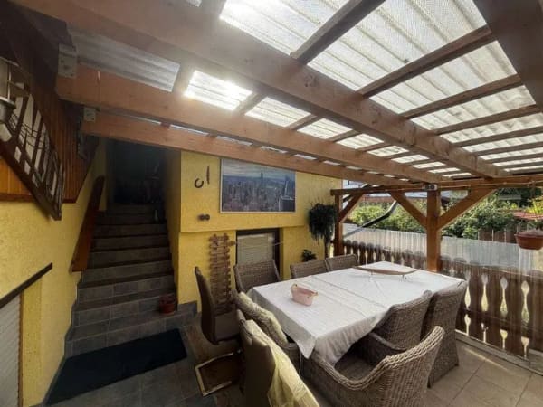 Immobilie in Carlsberg - Großzügiges Wohnen in einem Zweifamilienhaus - Bild 1