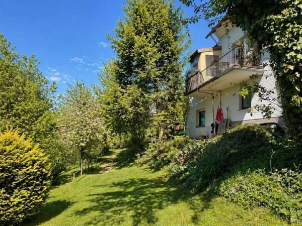 Immobilie in Hilchenbach - Vielseitiges Einfamilienhaus in schöner Lage, Einliegerwohnung möglich - Bild 0