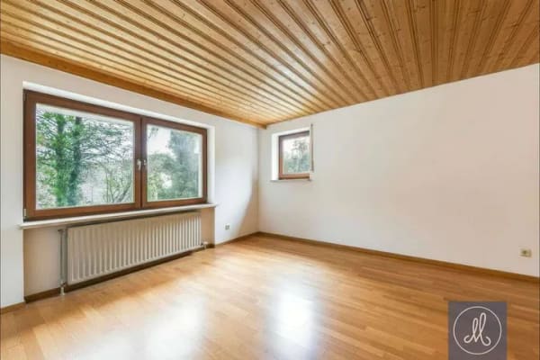 Immobilie in Velburg - Ein besonderer Platz zum Bleiben – Architektenhaus, idyllisch gelegen & energetisch modernisiert - Bild 4