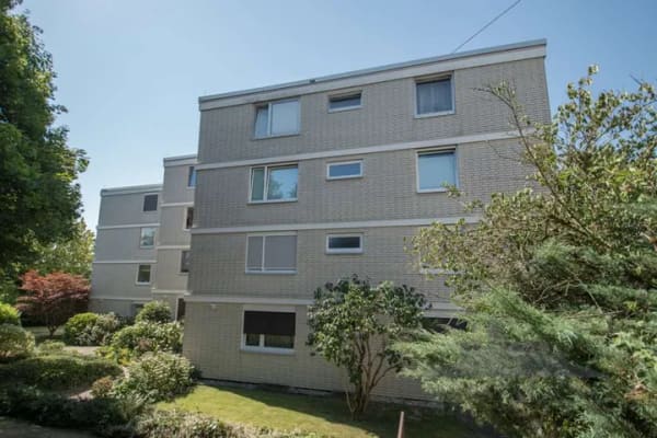 Immobilie in Bad Soden - Charmante 4-Zimmer-Wohnung mit Panoramablick in ruhiger Lage von Bad Soden - provisionsfrei - Bild 2