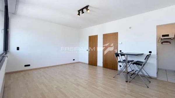 Immobilie in Siegen - FREIRAUM4 +++ Kompakte Erdgeschosswohnung mit Pool & Sauna in Siegen-Kaan-Marienborn - Bild 2