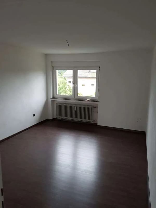 Immobilie in Walsdorf - Gepflegte 4* Zimmer Eigentumswohnung mit Doppelgarage und  Stellplatz  in Walsdorf bei Bamberg  - Bild 0