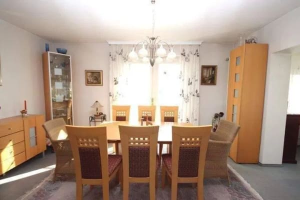 Immobilie in Eschwege - Schönes Einfamilienhaus mit Garage, Terrasse und Garten, in ruhiger Lage von Eschwege - Bild 2