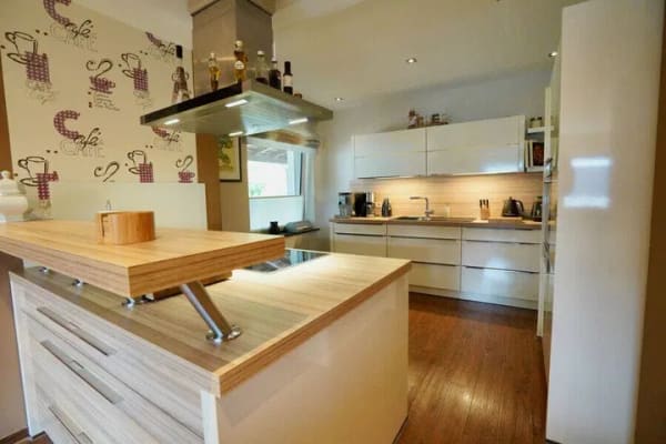 Immobilie in Reeßum - Exklusives Wohnhaus mit ca. 277 m² Wohnfläche auf beeindruckendem 2.686 m² Grundstück - Bild 3