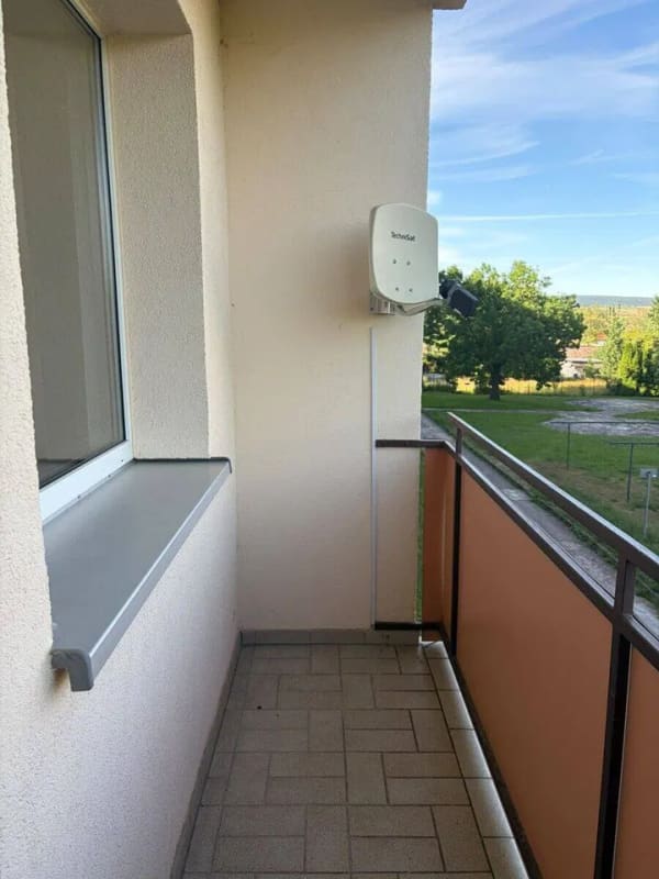 Immobilie in Kindelbrück - 4-Raum-Wohnung mit zwei Balkonen - attraktive Gelegenheit für Eigennutzer und Kapitalanleger - Bild 1