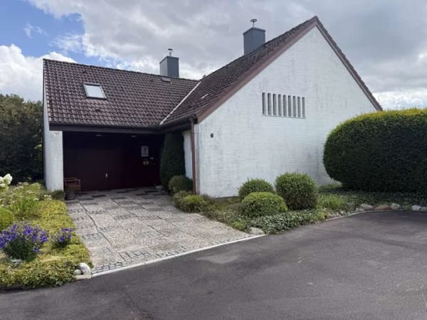 Immobilie in Kronprinzenkoog - Architektenhaus mit Wintergarten, Kamin und Sauna - Bild 0