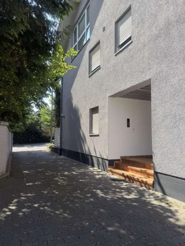 Immobilie in Lorsch - NETTE  KAPITALANLAGE  Neu renoviertes Appartement mit herrlicher Südterrasse und Garage - Bild 3
