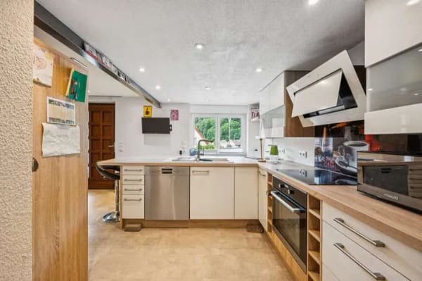 Immobilie in Neidenfels - Familienparadies mit großem Garten, 6 Zimmer, Ausbaureserve und direkter Nähe zum Pfälzer Wald - Bild 2