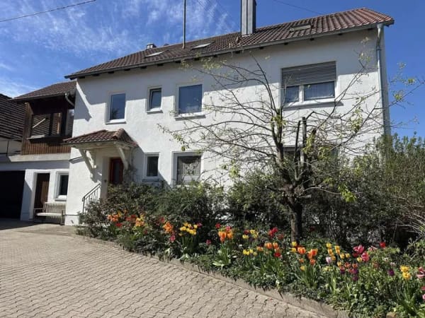Immobilie in Aindling - Ehemaliger Bauernhof mit Stadl, großem Grundstück und vielseitigen Nutzungsmöglichkeiten - Bild 0