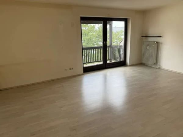 Immobilie in Starnberg - ZENTRALE  LAGE mitten in  STARNBERG  -  RENOVIERUNGSBEDÜRFTIG - Bild 3