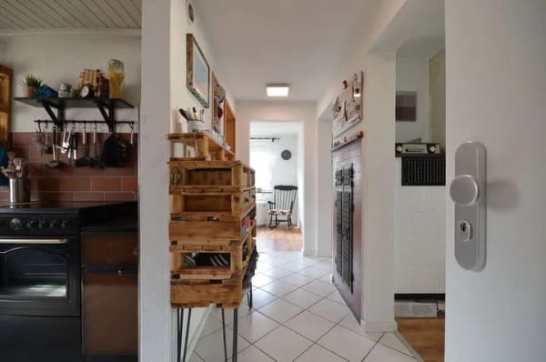 Immobilie in Gerlingen - Charmante 3,5 Zimmer Maisonettewohnung in Gerlingen mit Garage - Bild 1