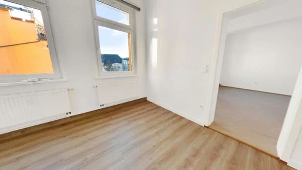Immobilie in Halle (Saale) - 2-RW mit Einbauküche in Bestlage zu verkaufen! - Bild 4