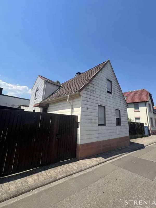 Immobilie in Eisenberg (Pfalz) - Eigenheim mit Garage und Freisitz in Eisenberg - Bild 1