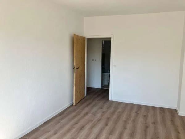 Immobilie in Teutschenthal - Helle 2-Raum Wohnung mit Balkon - Bild 2