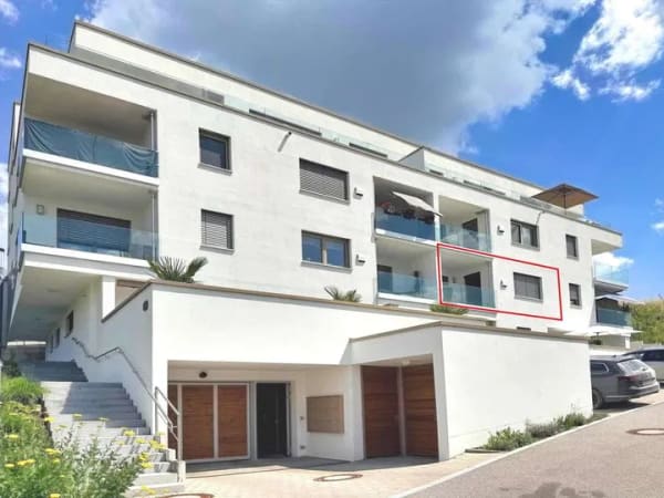 Immobilie in Bayerbach b. Ergoldsbach - Absolut neuwertig: Ideal für Singles und Paare - Bild 2