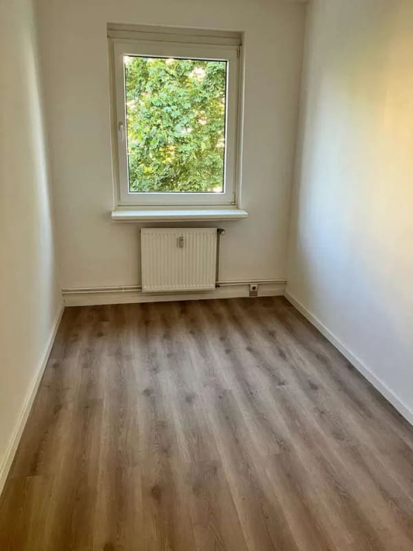 Immobilie in Teutschenthal - Helle 4-Raum Wohnung mit Balkon - Bild 2