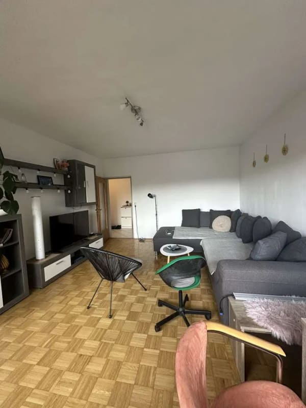 Immobilie in Regensburg - Großzügige 2-Zimmer-Wohnung mit Fernblick & Balkon – attraktive Kapitalanlage im Regensburger Westen - Bild 3