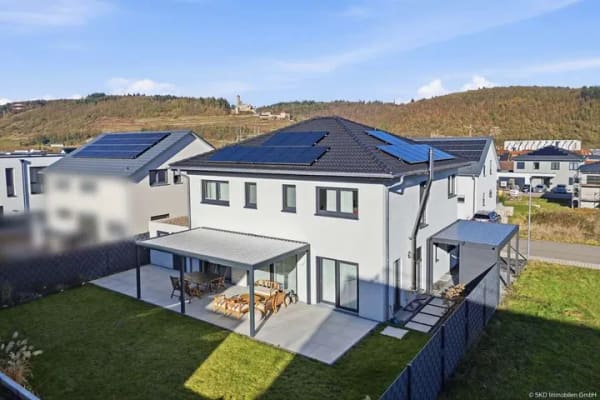 Immobilie in Haßmersheim - Zeitgemäß wohnen in Haßmersheim – Modernes Einfamilienhaus mit besonderem Wohnambiente! - Bild 0