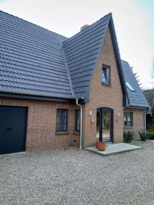 Immobilie in Mildstedt - Freistehendes Architektenhaus mit Einlieger-Whg, Souterrain und Keller in Mildstedt - Bild 1