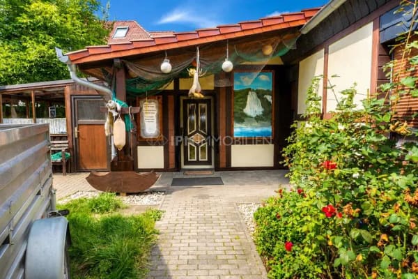 Immobilie in Halbe - Charmantes Einfamilienhaus mit Carport und Wintergarten mit viel Potenzial in Halbe - Bild 4