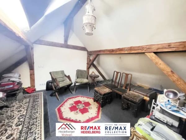 Immobilie in Weinheim - Renovierungsobjekt mit viel Potenzial – Haus mit Wintergarten und Nebengebäuden in Weinheim! - Bild 2