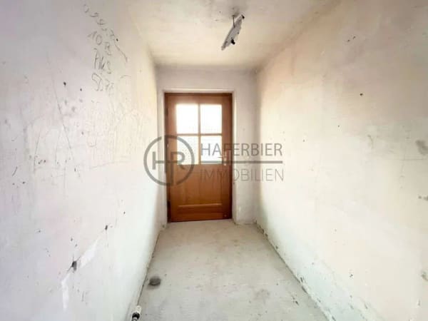 Immobilie in Oberstenfeld - 136 m² für Ihre Ideen | Split-Level-Haus mit Garten - Rückbau bereits erledigt - Bild 2