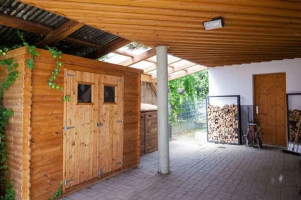 Immobilie in Neidlingen - Provisionsfrei* Viel Platz für Familie & Kapitalanlage: Bezugsfreies Zweifamilienhaus mit 2 Wohneinh - Bild 1