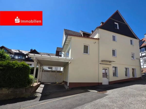 Immobilie in Kirchhain - Historisches Wohnhaus in Kirchhain mit modernisiertem Anbau und vielfältigen Nutzungsmöglichkeiten - Bild 0
