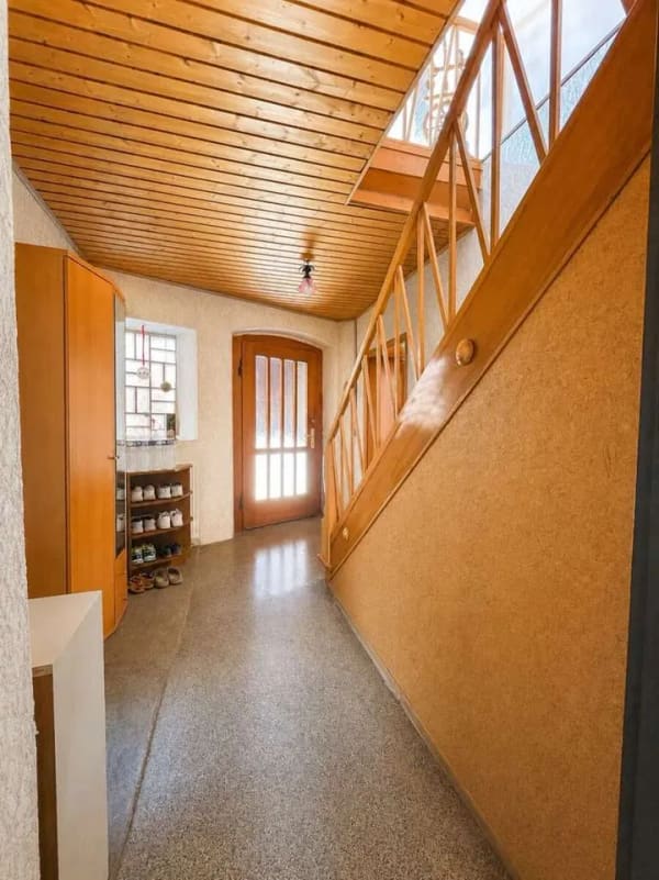 Immobilie in Winnweiler - Einfamilienhaus mit Garten und Entwicklungspotenzial - Bild 2
