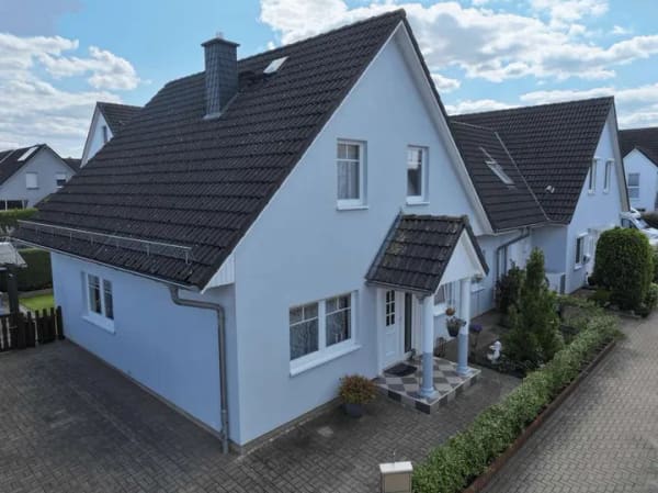 Immobilie in Delingsdorf - Familientraum: 4-Zimmer-DHH, 2 Bäder mit Sauna & überdachter Terrasse - Bild 0