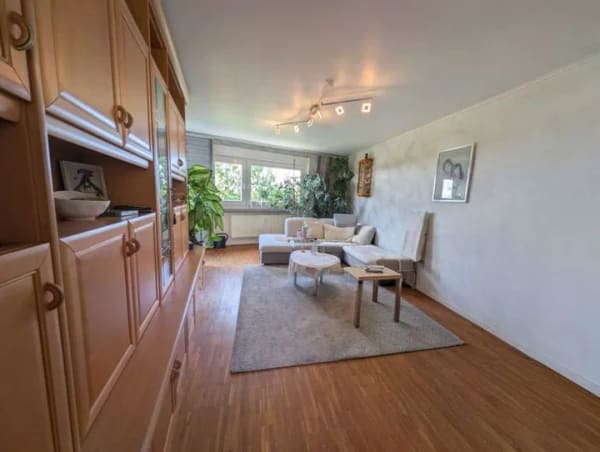 Immobilie in Schwalbach - ***4 Zimmer mit Ausblick in Schwalbach am Taunus*** - Bild 2