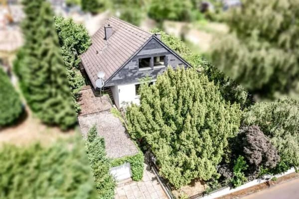 Immobilie in Bad Honnef - Einfamilienhaus mit ELW in zentraler und dennoch ruhigen Lage! - Bild 0